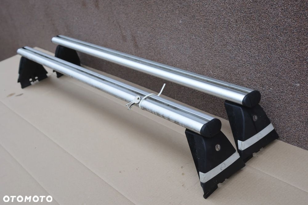 Opel Zafira B wersja bez relingów  - bagażnik oryginał Opel Alu klucz - 2