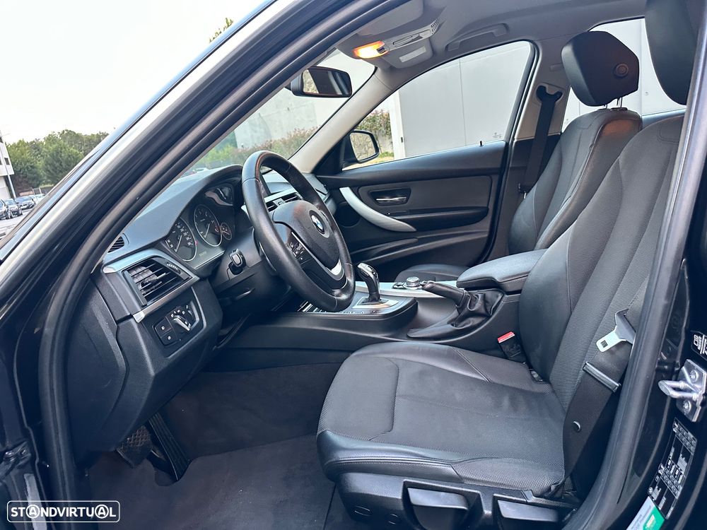 BMW 320 d Auto Line Modern - 23