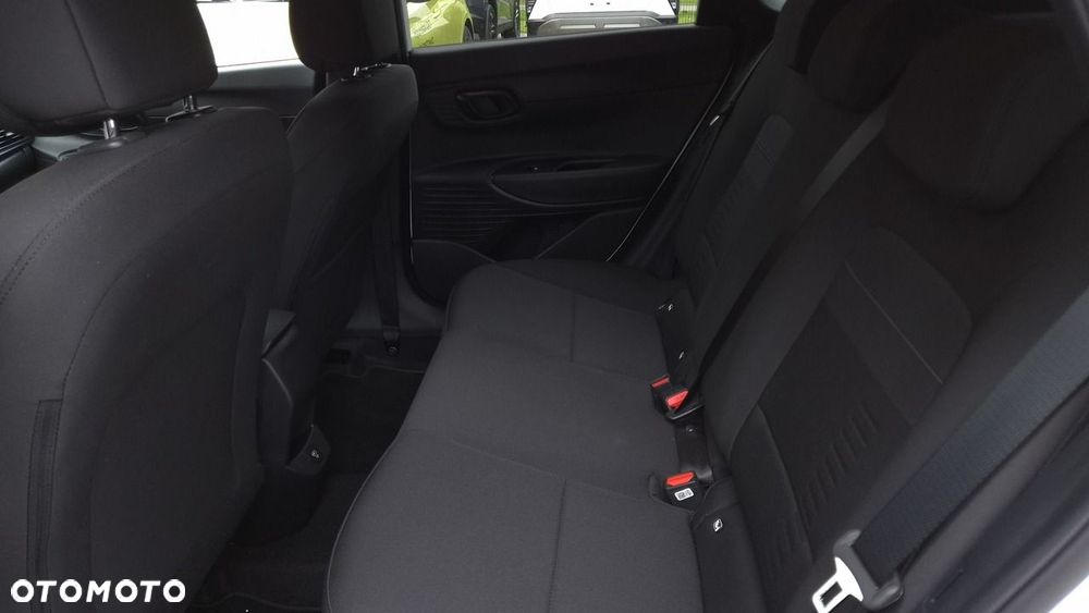Hyundai Bayon 1.0 T-GDI Smart Black DCT - 25