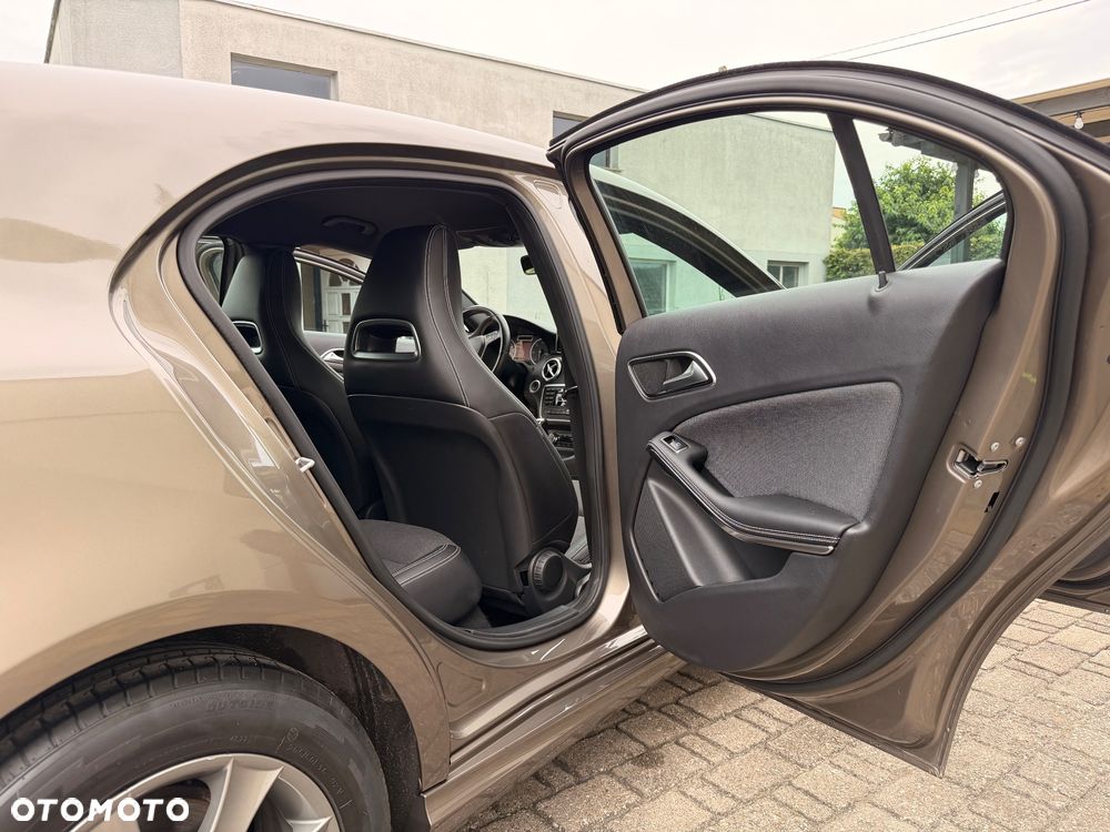 Mercedes-Benz Klasa A 180 d Style - 10