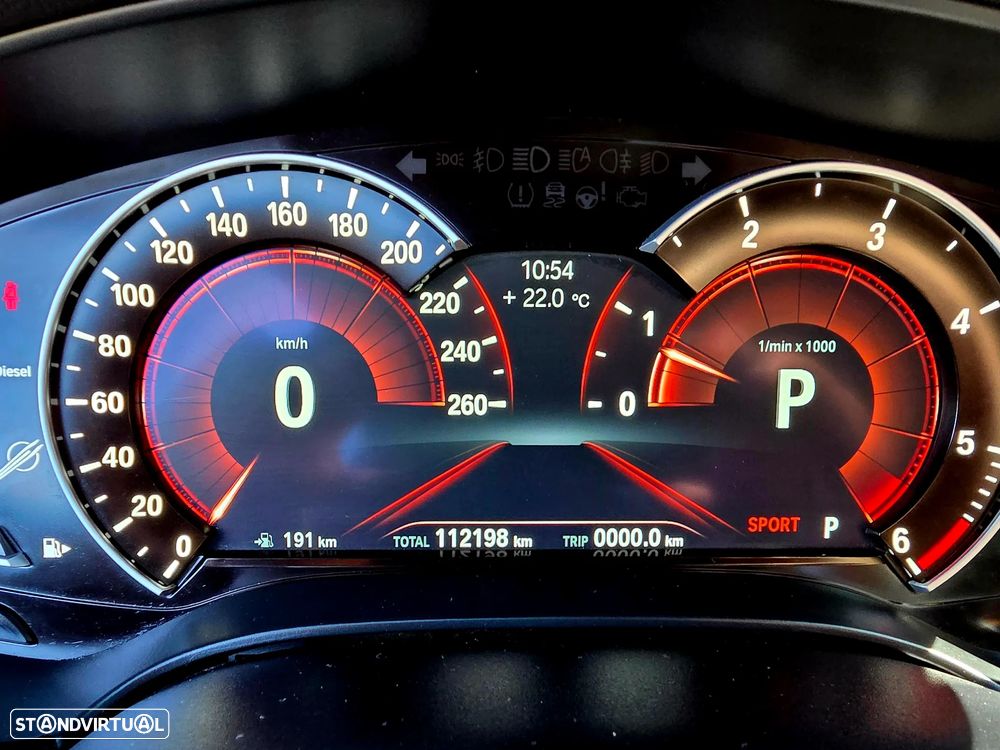 BMW 520 d ED Line Luxury - 13