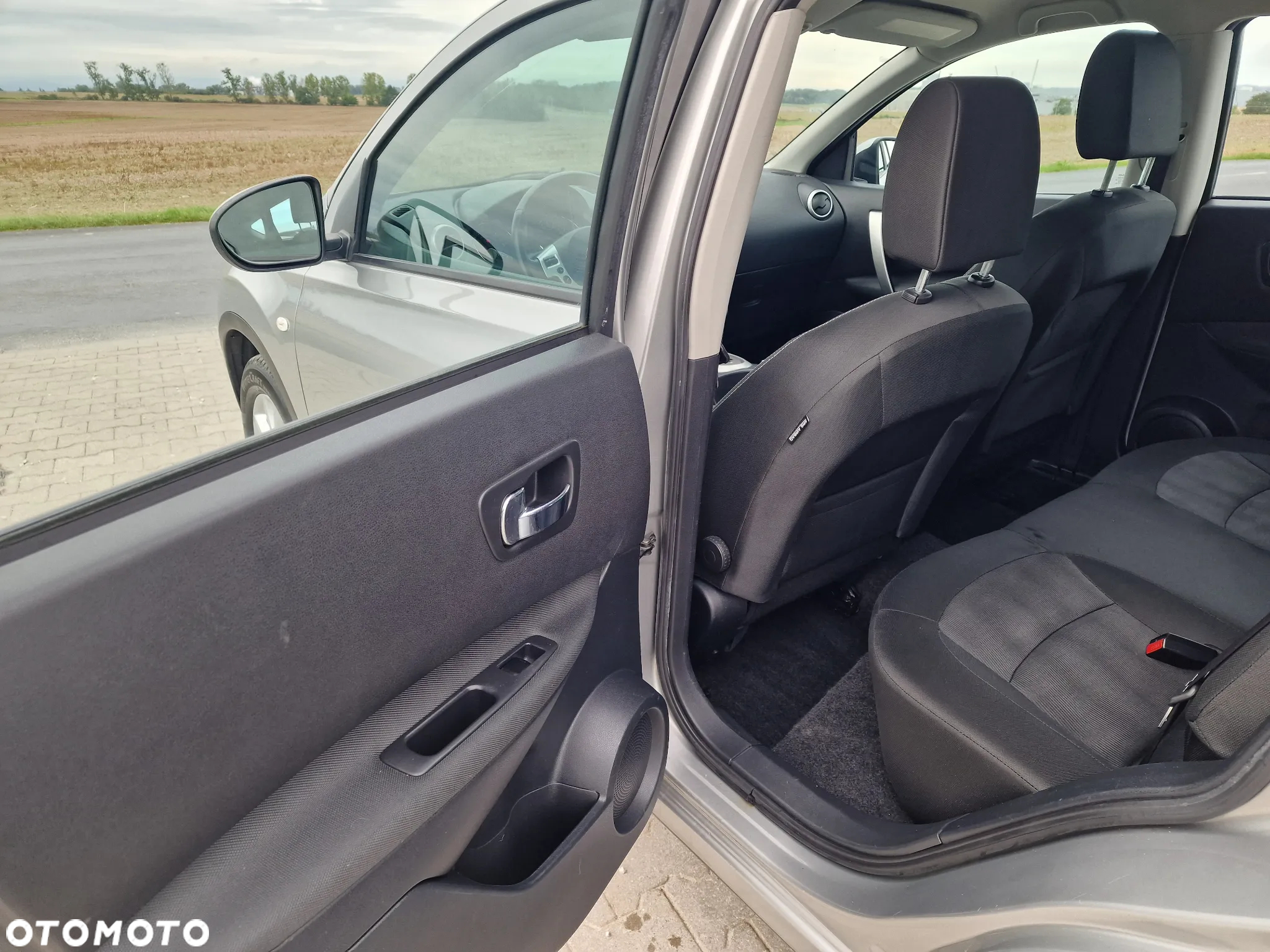 Nissan Qashqai 2.0 dCi 4 x 4 DPF acenta - 21
