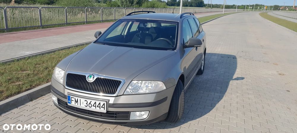 Skoda Octavia 1.6 Classic - 9