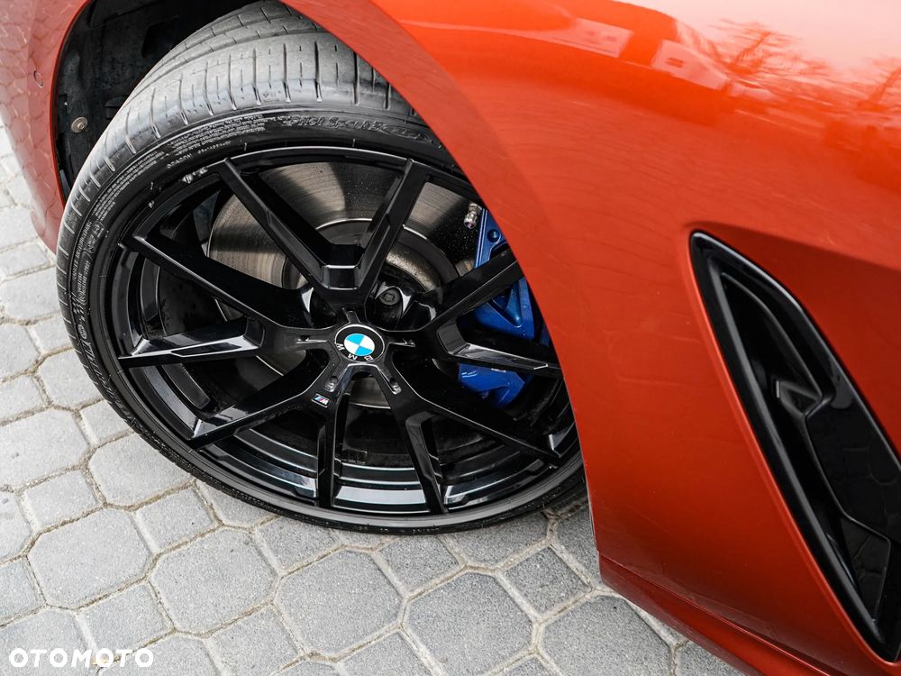 BMW Seria 8 - 8