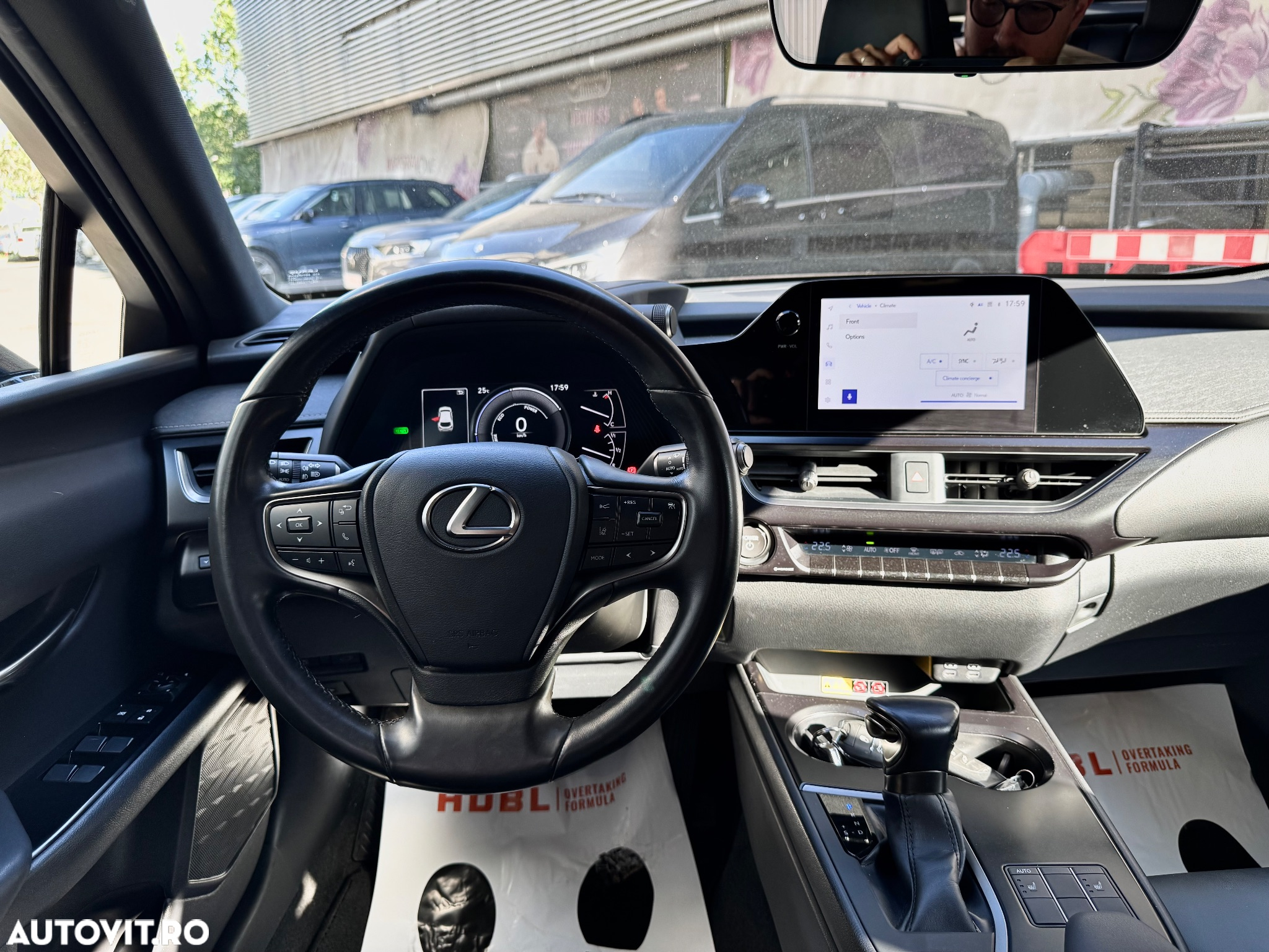 Lexus UX 250h 2.0L HEV 20H- (178 HP) 4X4 CVT F Sport - 7