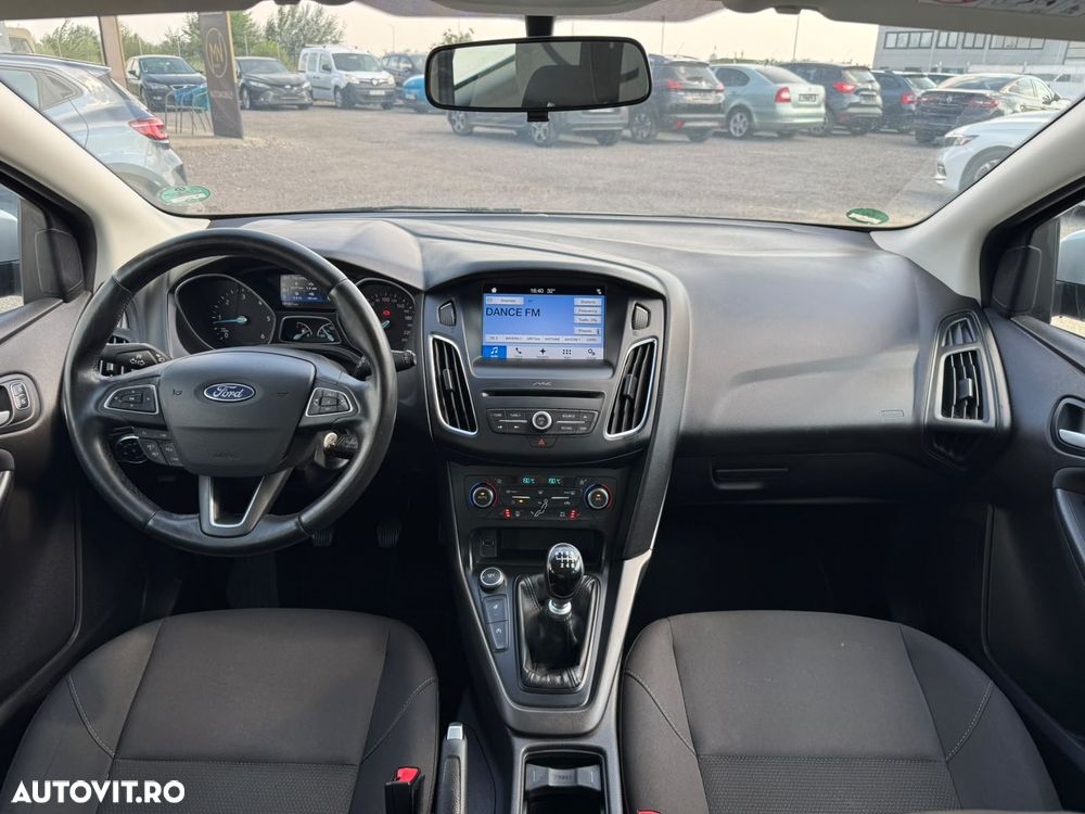 Ford Focus 1.5 EcoBlue Start-Stopp-System COOL&CONNECT - 8