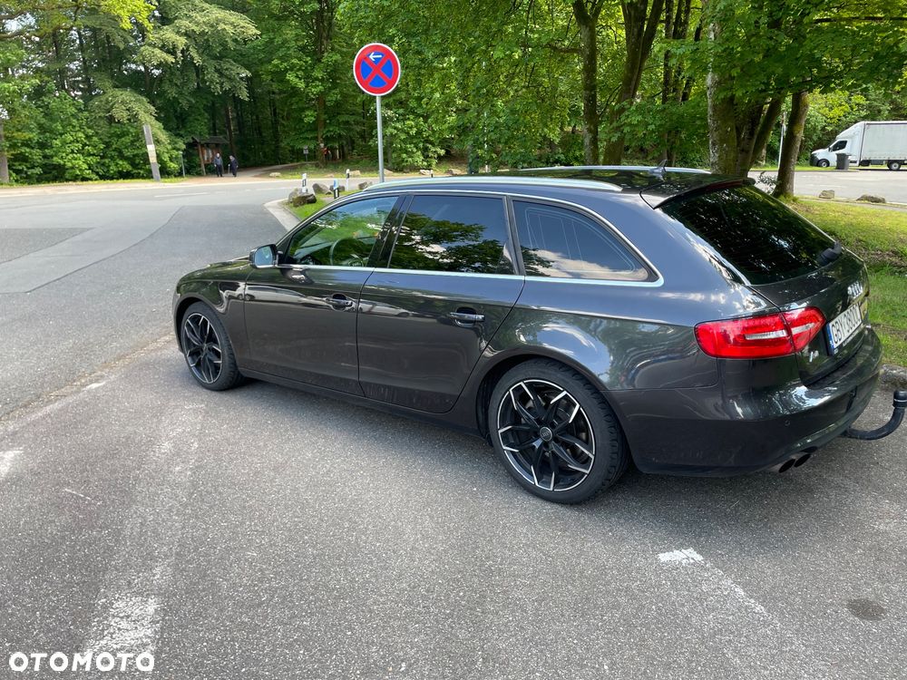 Audi A4 Avant - 6