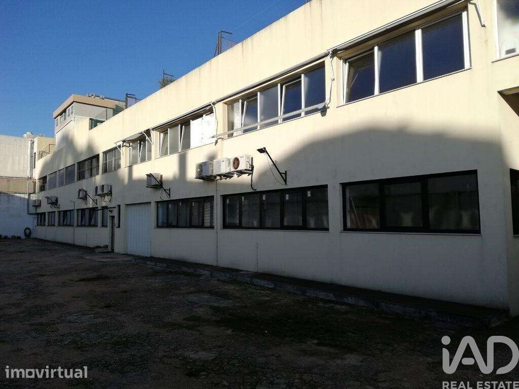Hangar em Mafamude e Vilar do Paraíso de 630,00 m² - Vista 5