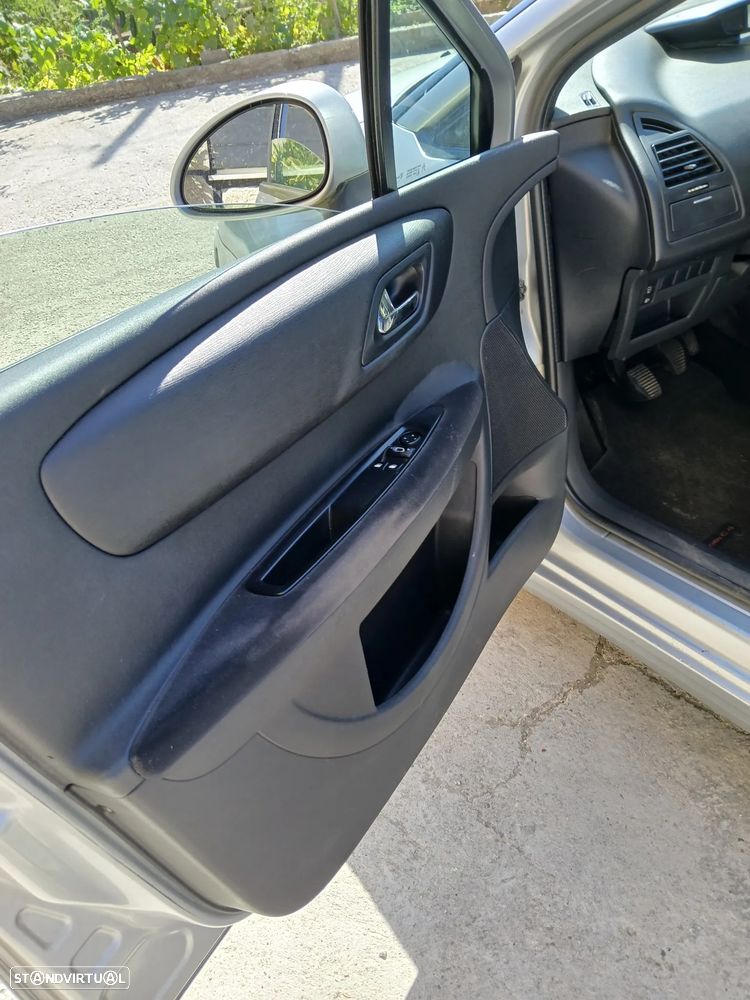 Citroën C4 - 12