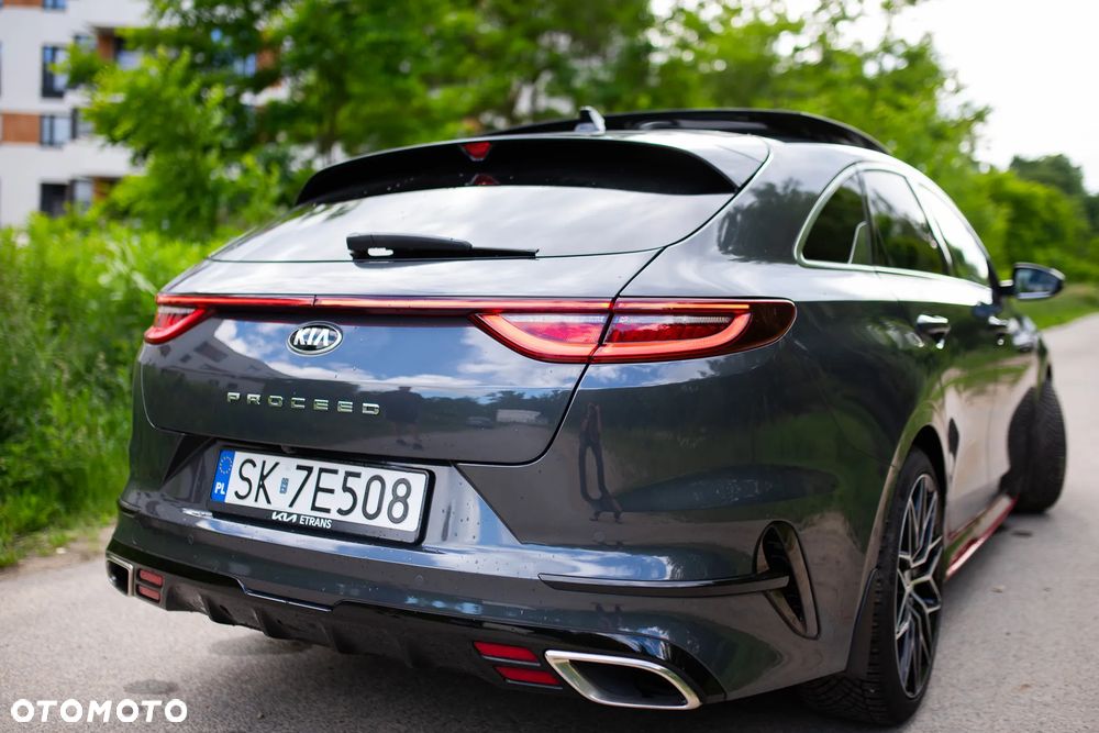 Kia ProCeed 1.6 T-GDI GT DCT - 2