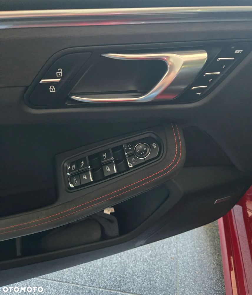 Porsche Macan GTS - 16