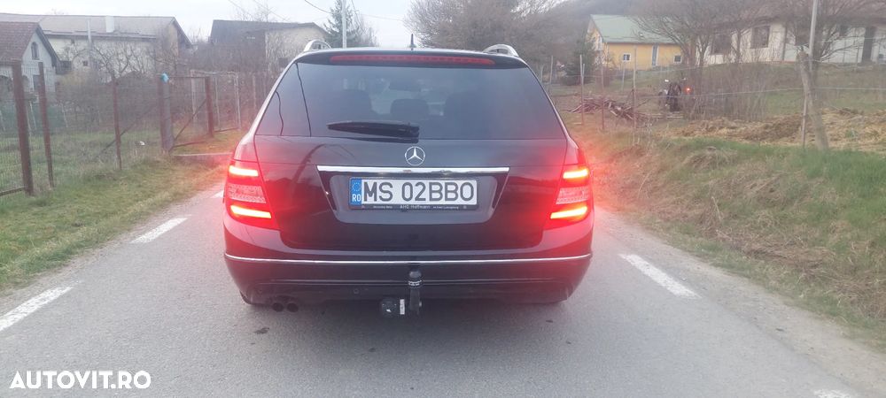 Mercedes-Benz C 180 CDI DPF (BlueEFFICIENCY) Avantgarde - 5
