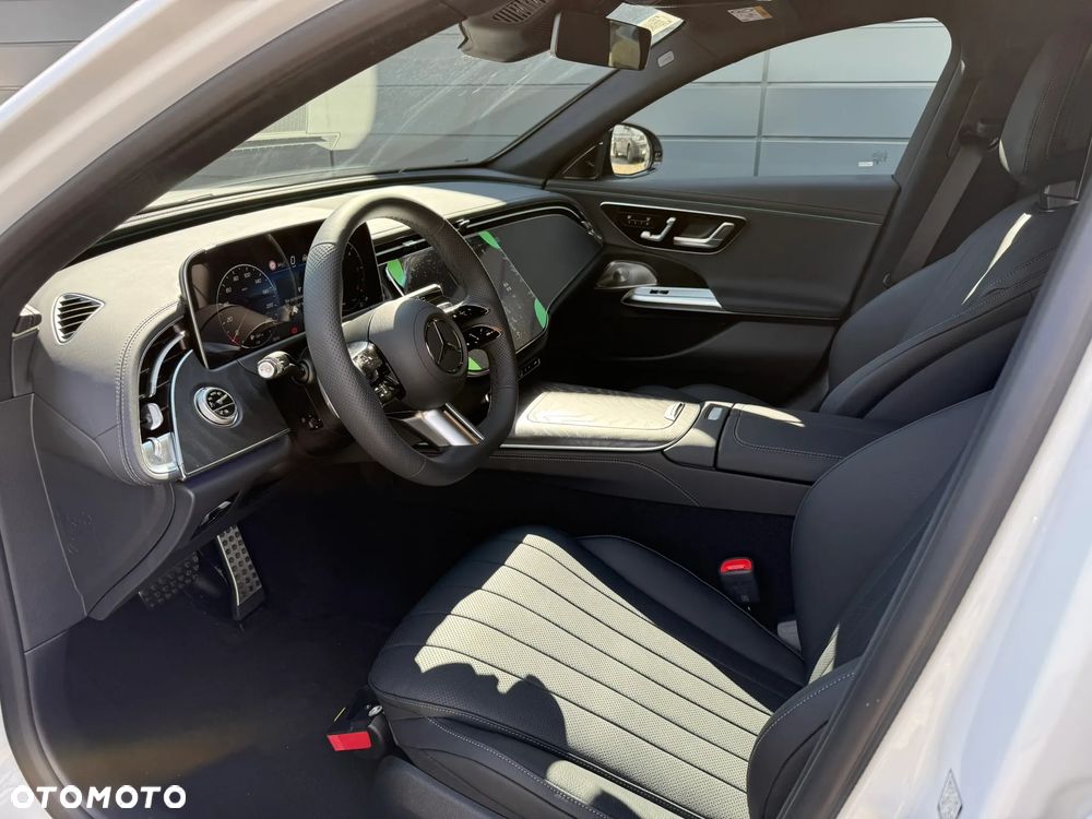 Mercedes-Benz Klasa E 220 d mHEV 4-Matic AMG 9G-Tronic - 11