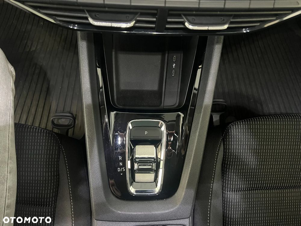 Skoda Octavia 2.0 TDI SCR Ambition DSG - 22
