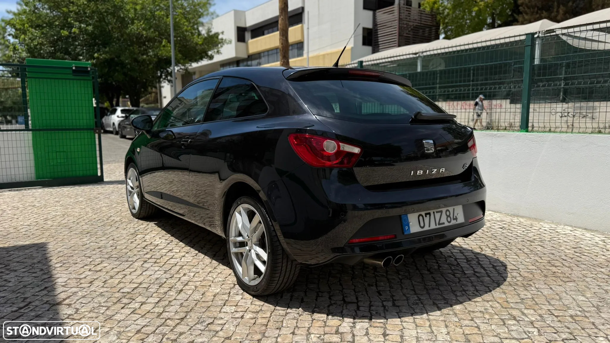 SEAT Ibiza SC 2.0 TDi FR - 3
