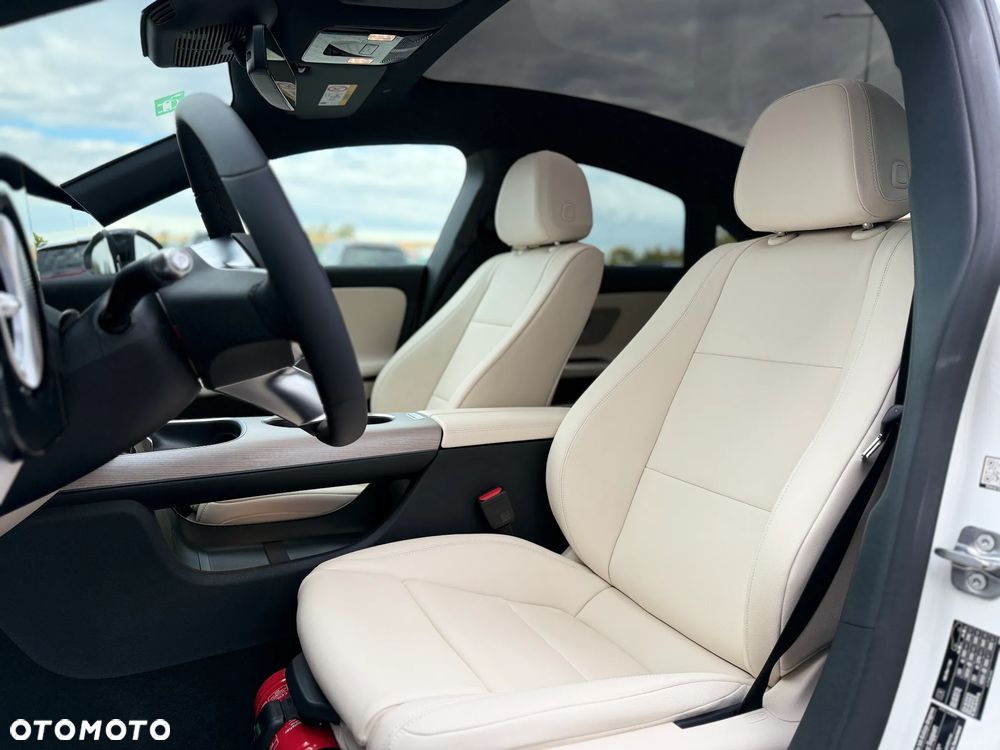 Mercedes-Benz CLA 200 58kWh - 20