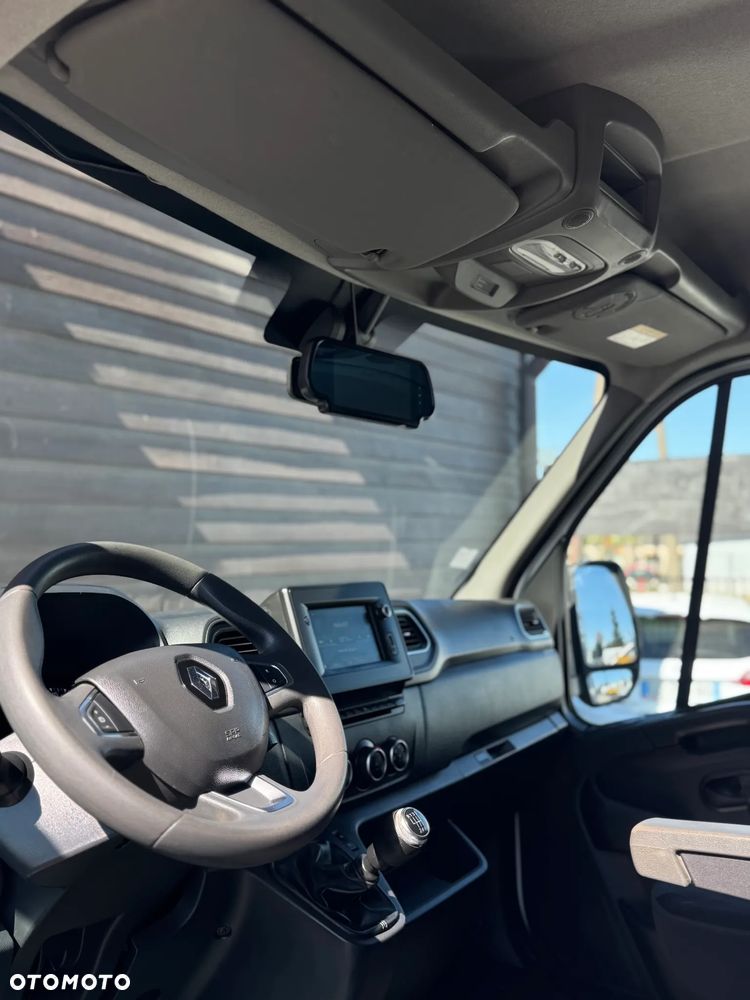 Renault Master - 18