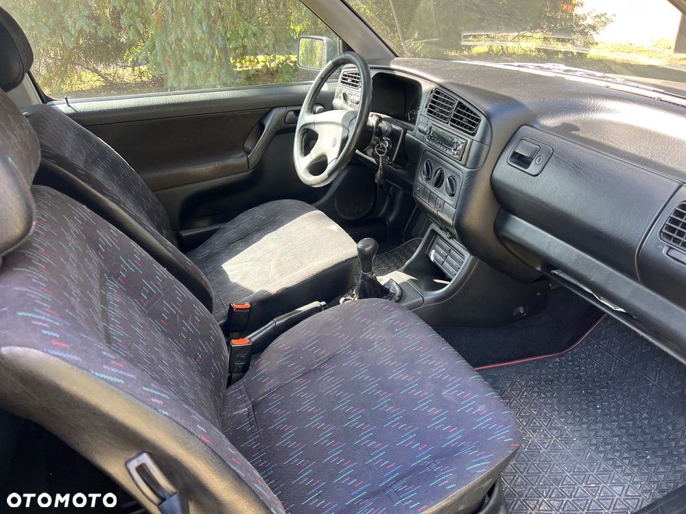 Volkswagen Golf 1.9 GTD TD - 7