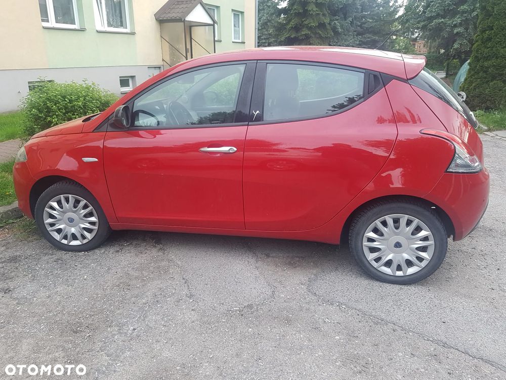 Lancia Ypsilon 1.2 8V Silver - 7