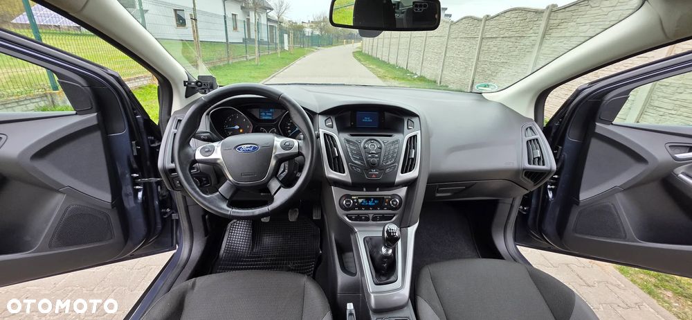 Ford Focus - 22