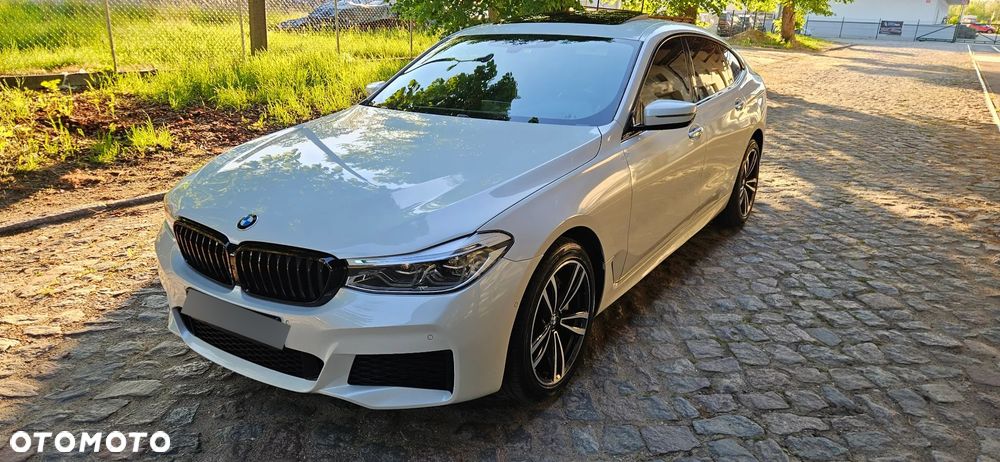 BMW 6GT 640i xDrive Sport Line - 2