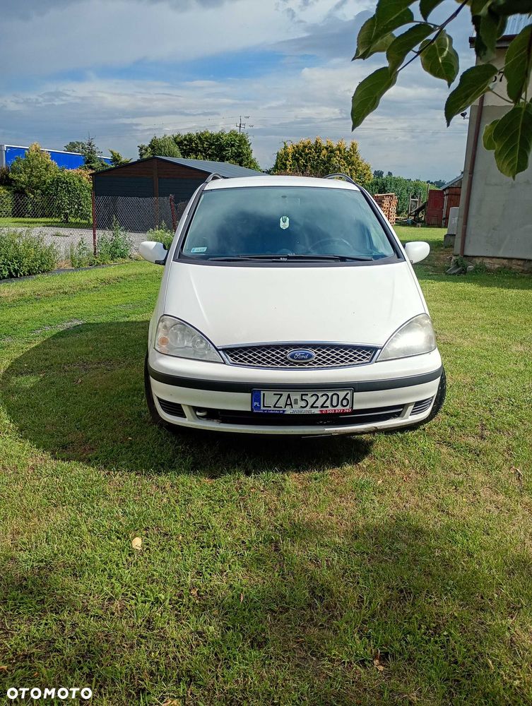 Ford Galaxy - 1