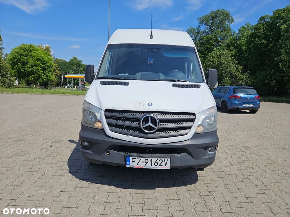 Mercedes-Benz Sprinter - 11