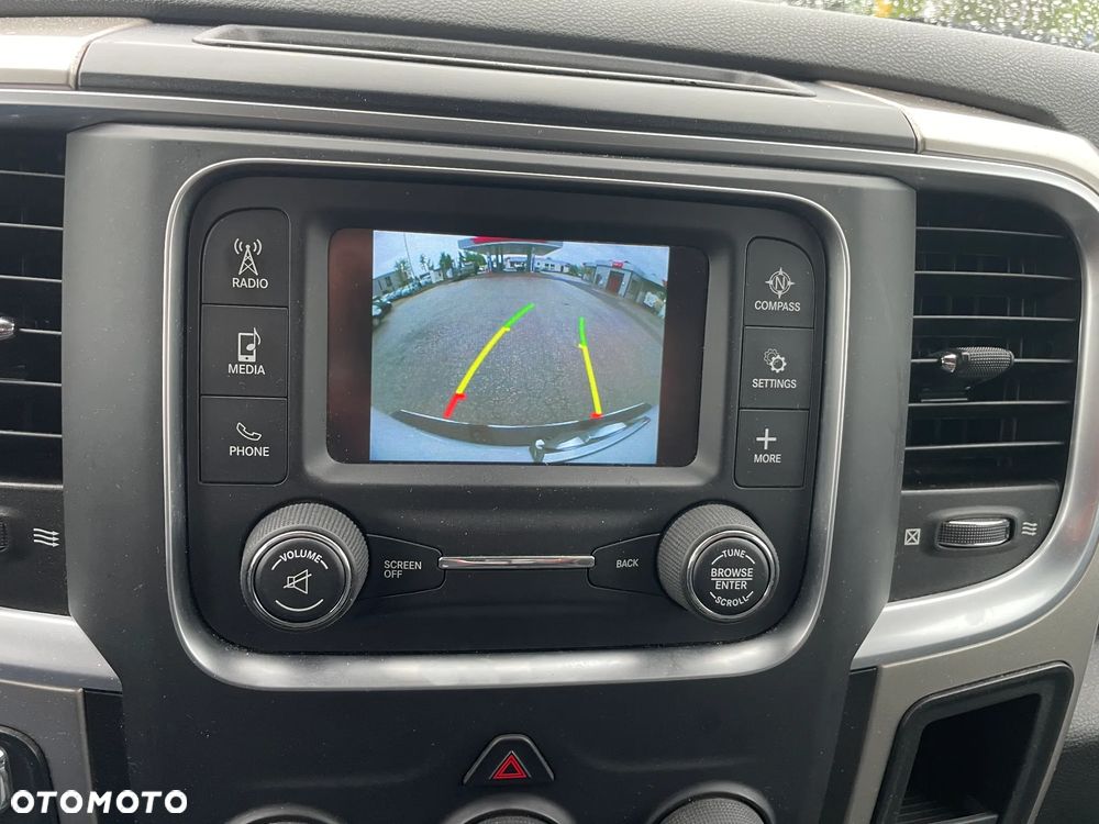 Dodge RAM - 32