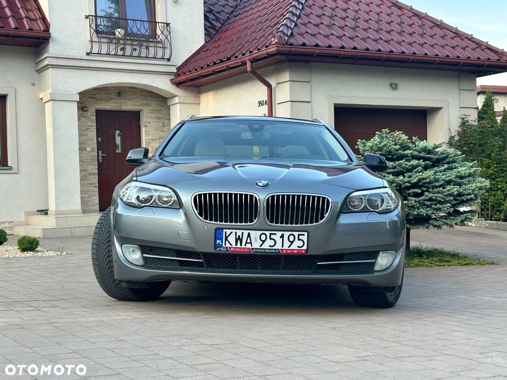 BMW Seria 5 520d Luxury Line - 28