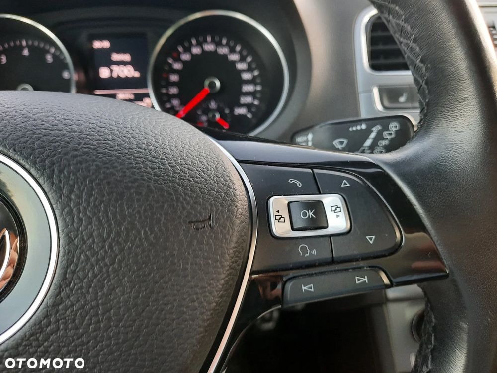 Volkswagen Polo 1.0 Allstar - 19