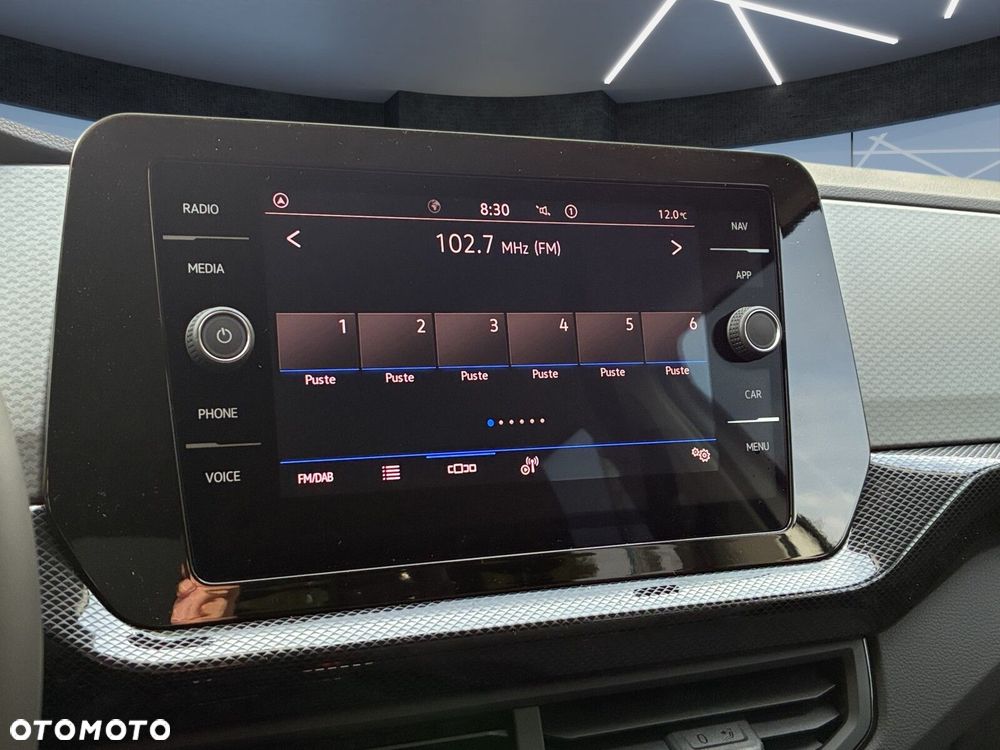Volkswagen T-Cross - 18