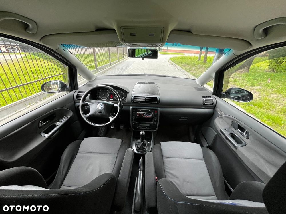 Volkswagen Sharan 2.0 Special - 11