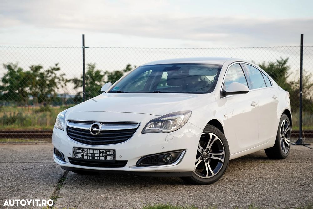 Opel Insignia - 2