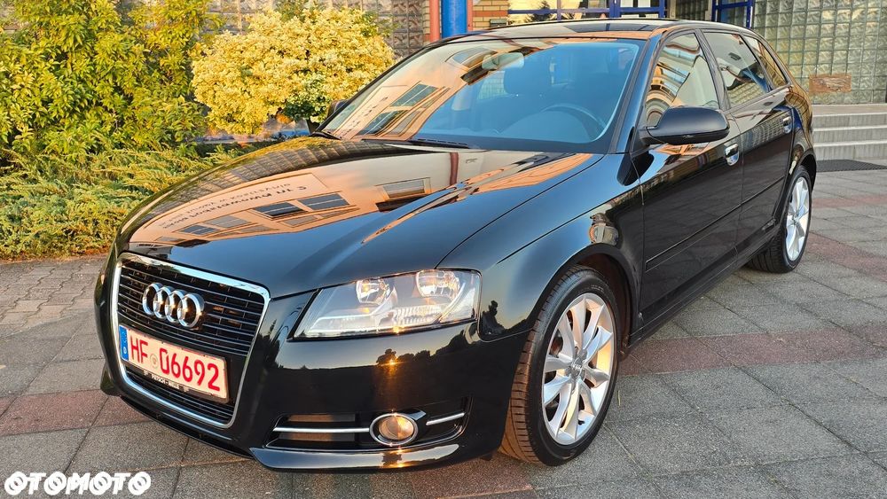 Audi A3 Sportback - 2
