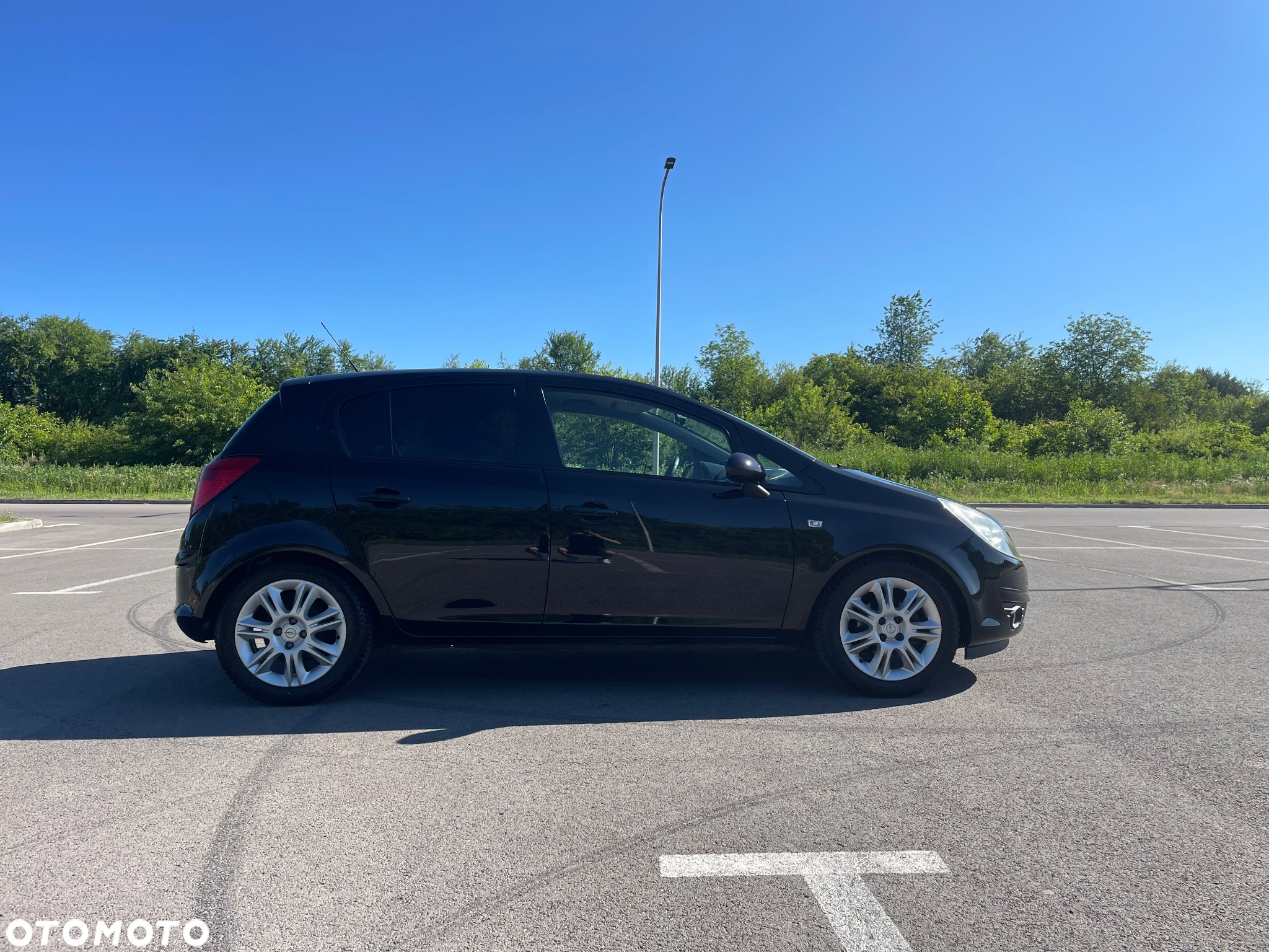 Opel Corsa 1.4 16V Cosmo - 4