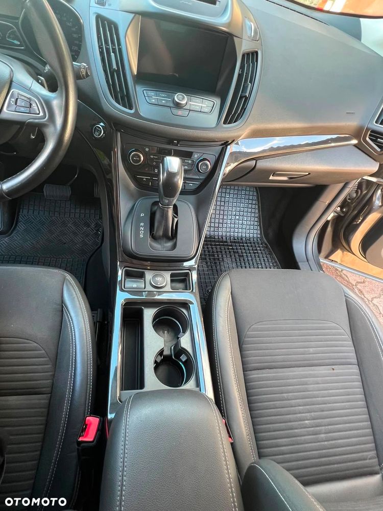 Ford Kuga 1.5 EcoBoost 4x4 Titanium - 12