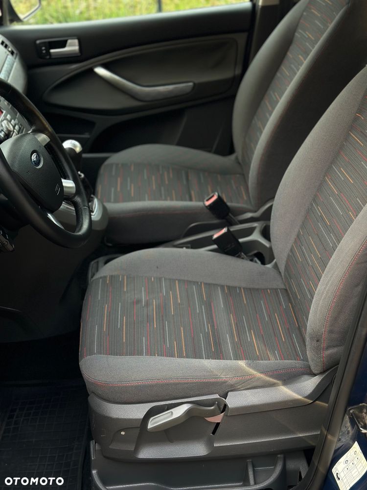 Ford C-MAX - 10