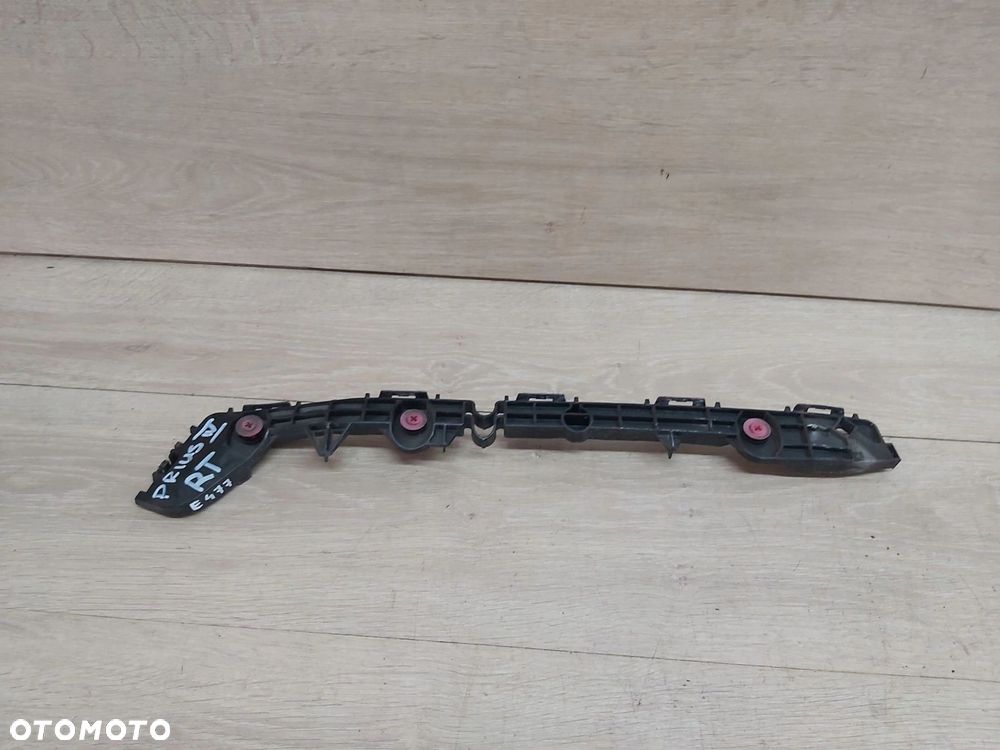 Toyota Prius IV 1,8 xw50 ślizg zderzaka lewy tył 52575-47040 - 1