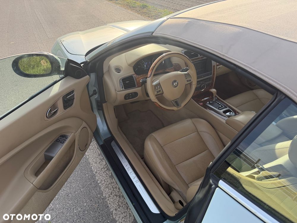 Jaguar XK 4.2 - 6