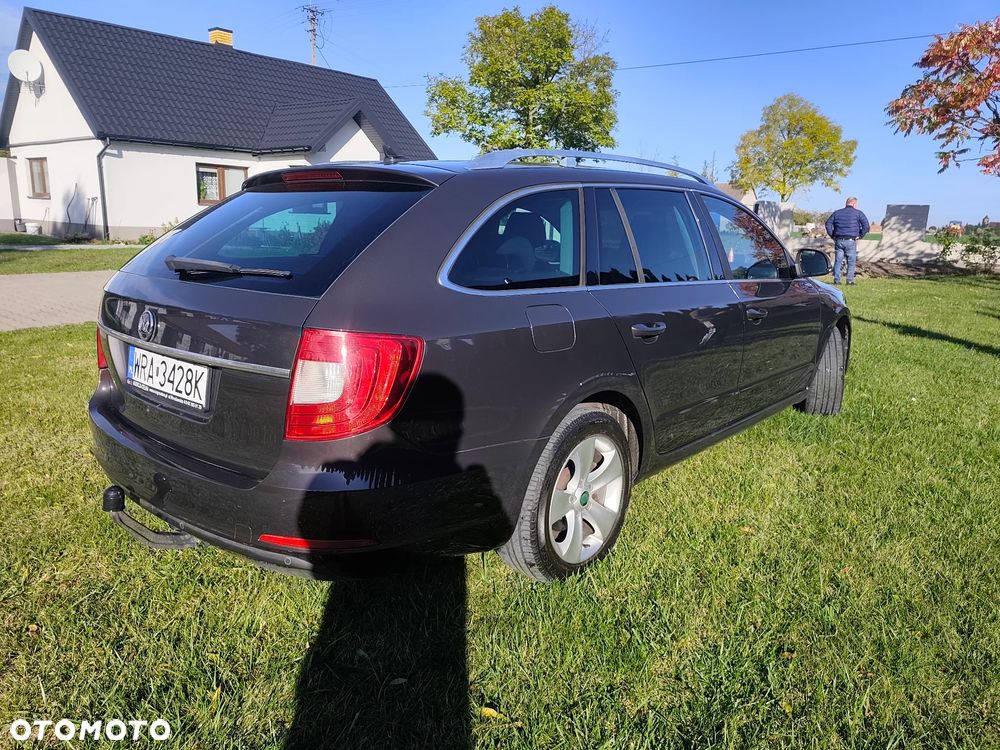Skoda Superb - 2