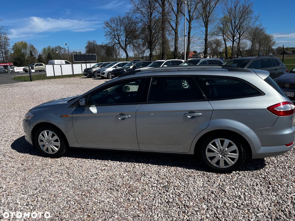 Ford Mondeo 2.0 TDCi Ambiente - 2