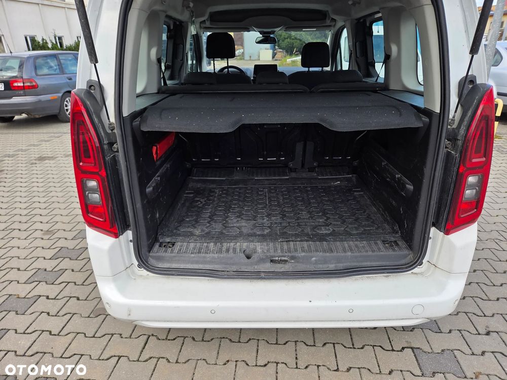 Opel Combo 1.2 Turbo Enjoy S&S - 9
