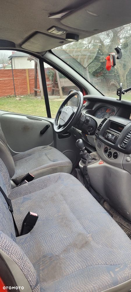Renault TRAFIC 2 - 22
