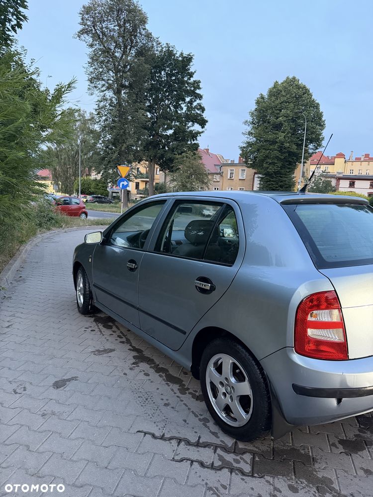 Skoda Fabia - 4