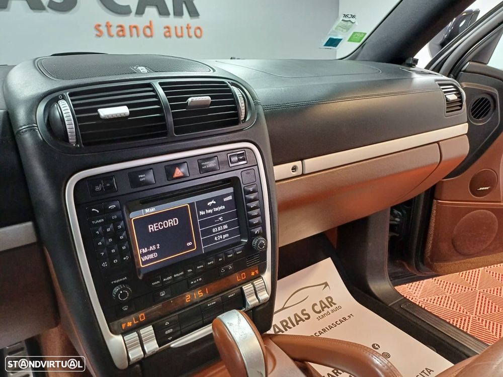 Porsche Cayenne S Tiptronic - 20