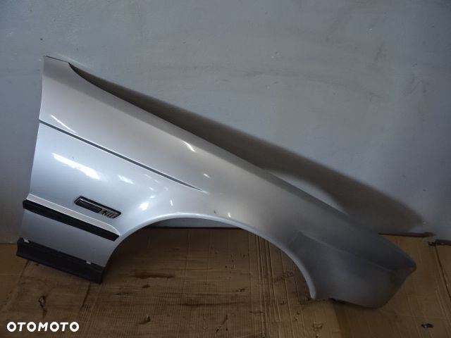 BŁOTNIK PRAWY PRZÓD PRZEDNI BMW E34 KOMBI 91-96 LAK:244/7 NR275 - 1