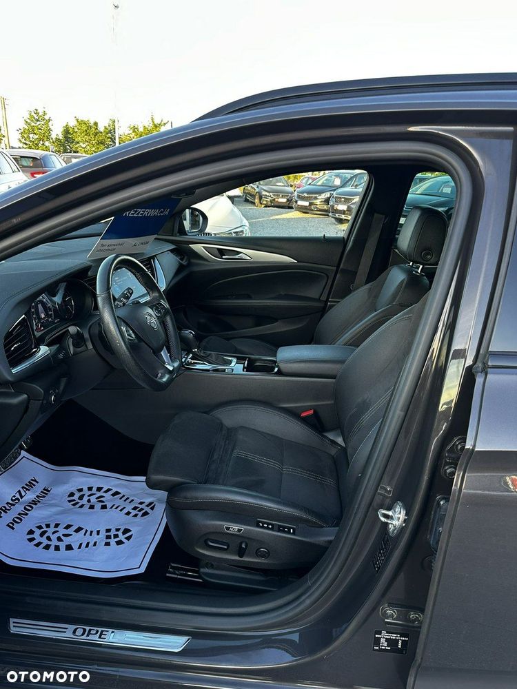 Opel Insignia - 8