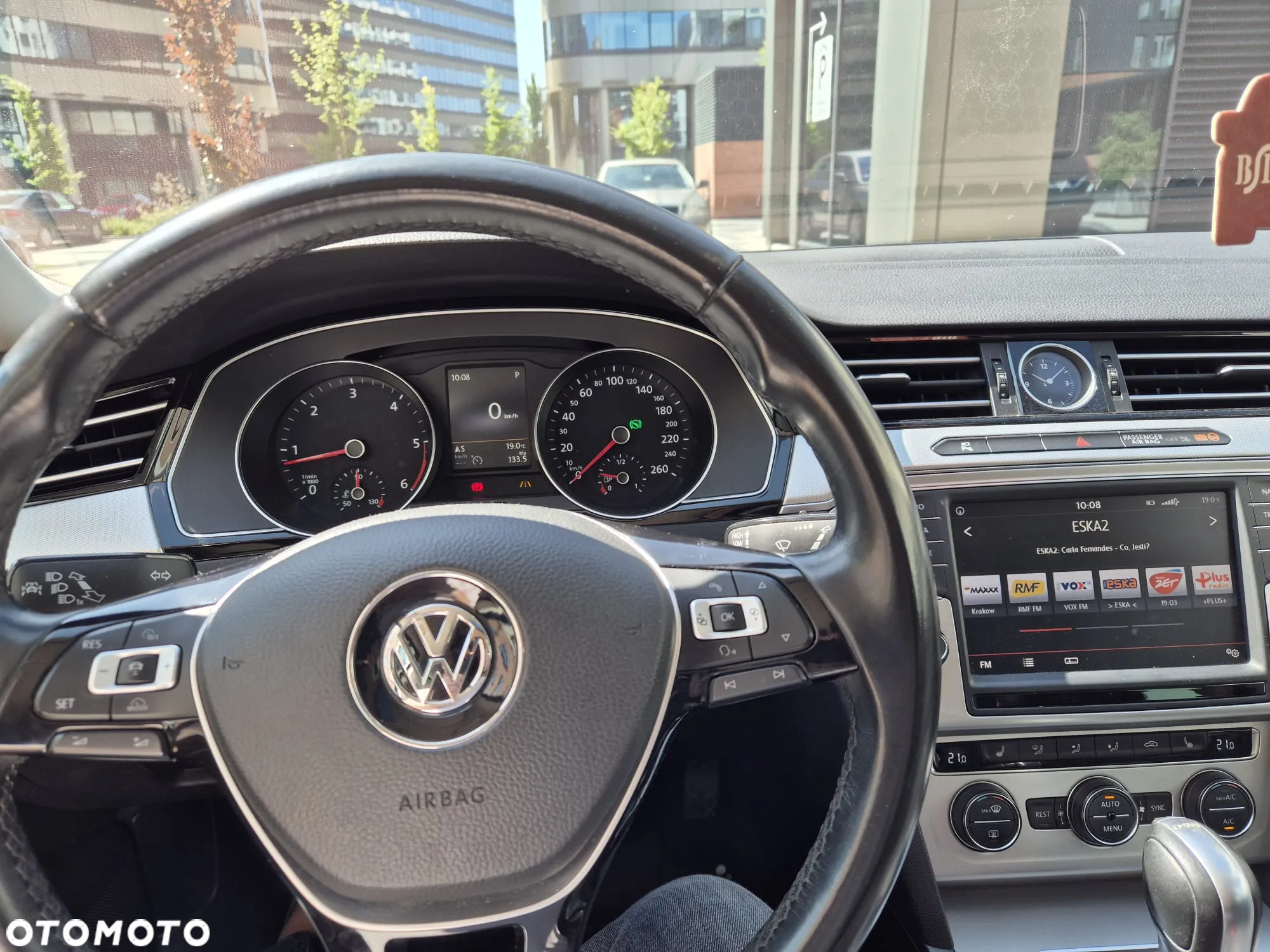 Volkswagen Passat Variant 1.6 TDI (BlueMotion Technology) DSG Comfortline - 17