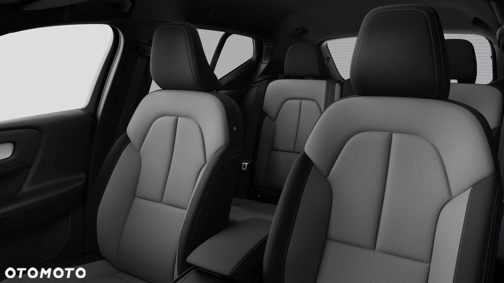 Volvo XC 40 B3 Plus Dark - 8