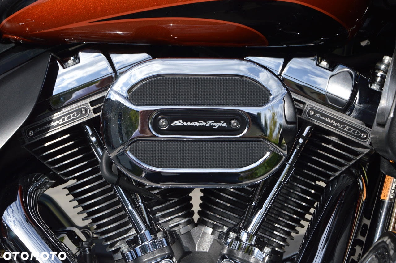 Harley-Davidson Touring Road Glide - 12